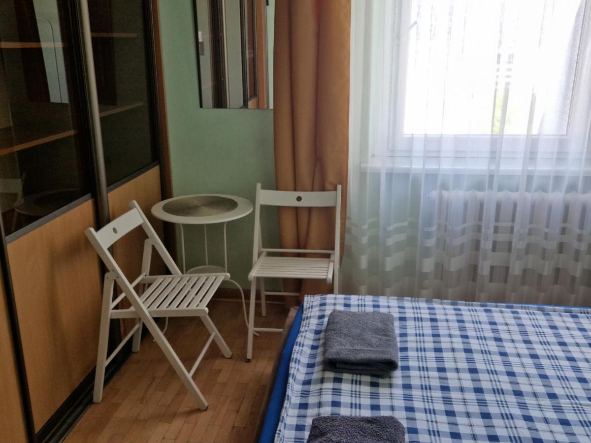Hostel Niebieski Meander Blisko Metra *